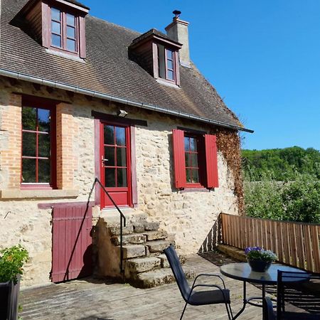 Gite "La Petite" Saint-Benoit-du-Sault Eksteriør billede